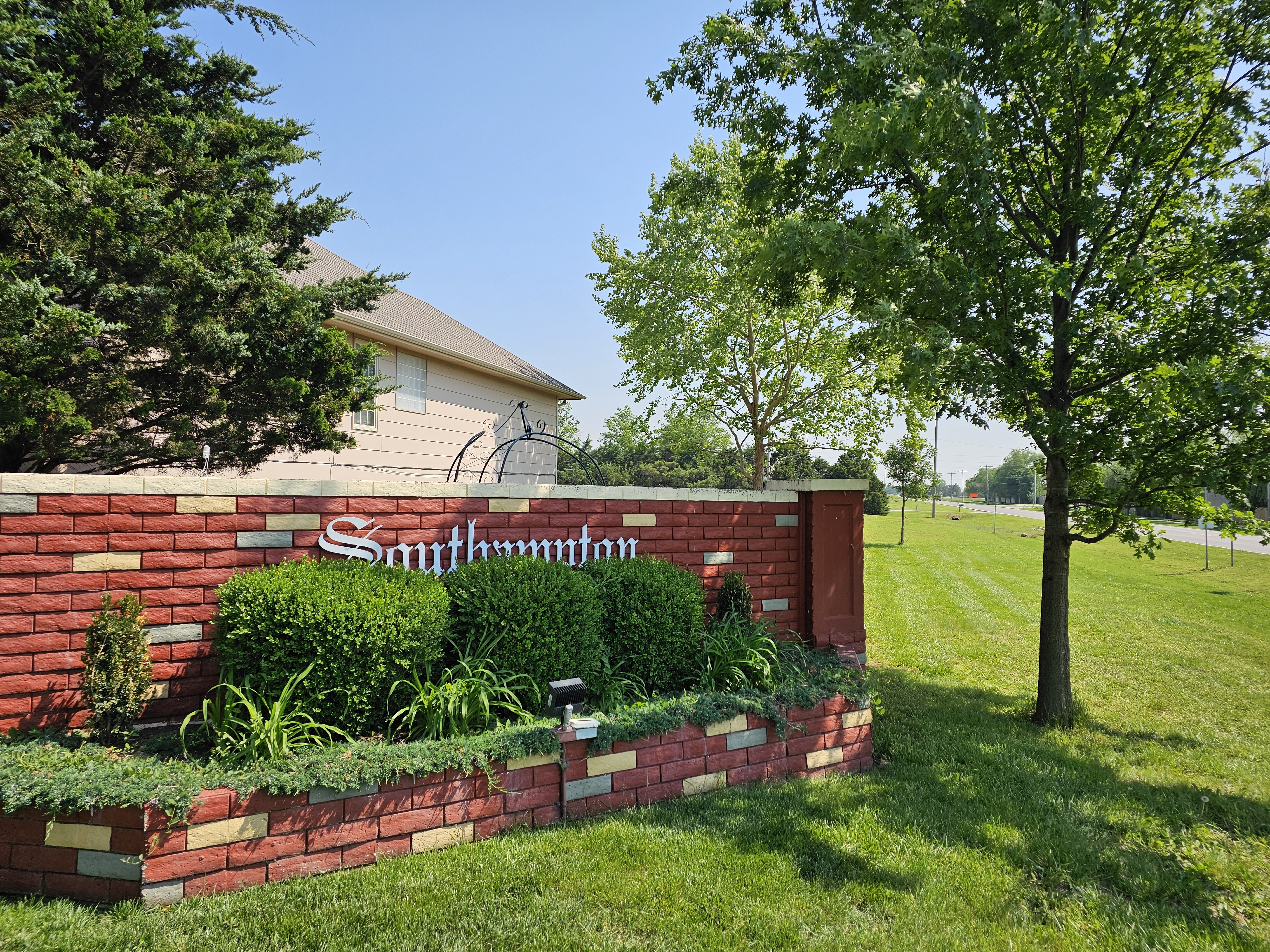 Neighborhood Image 2